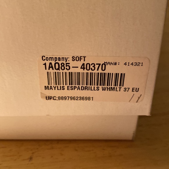 Patricia women shoe . Size 7 Multi Color Brand New with box - Picture 7 of 8